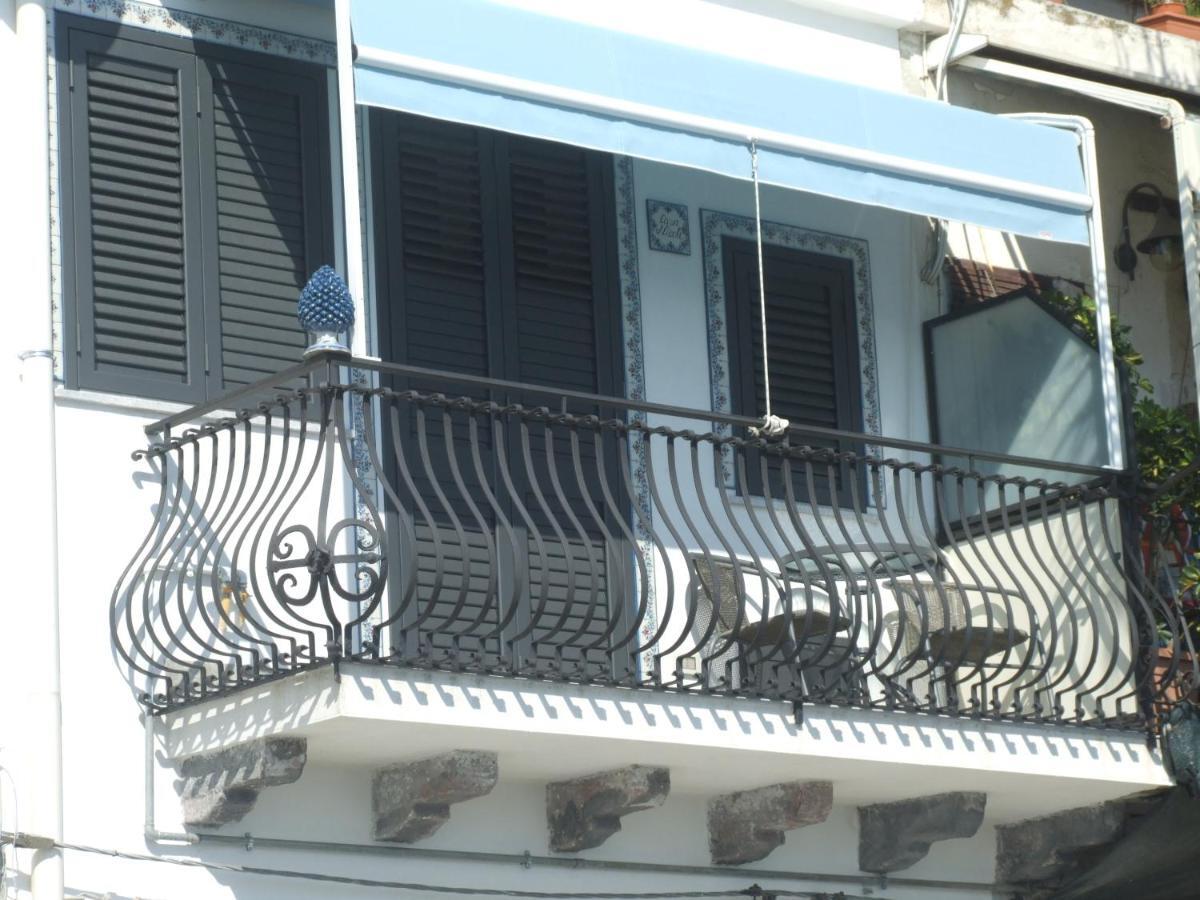 Casa Nicole Fronte Mare Villa Giardini Naxos Exteriör bild