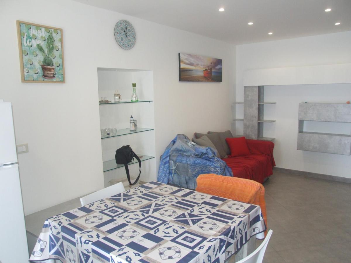 Casa Nicole Fronte Mare Villa Giardini Naxos Exteriör bild